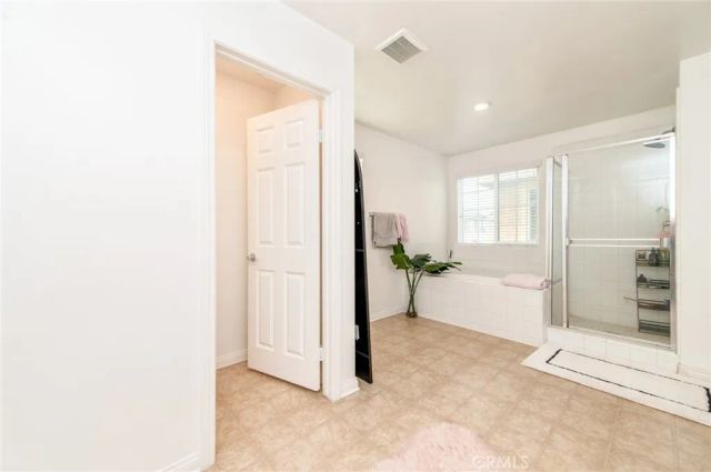 6043 Rosewood Way, Eastvale, CA 92880