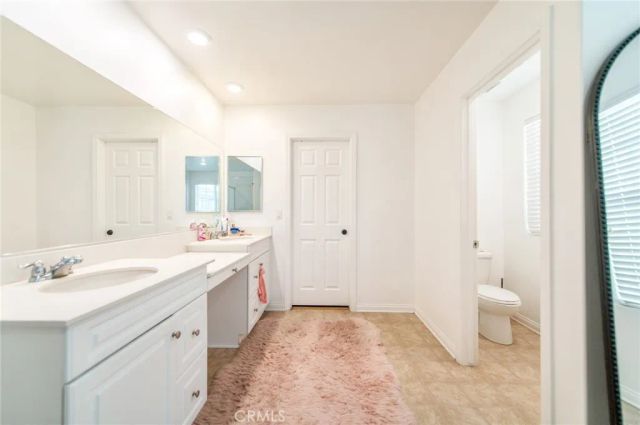 6043 Rosewood Way, Eastvale, CA 92880