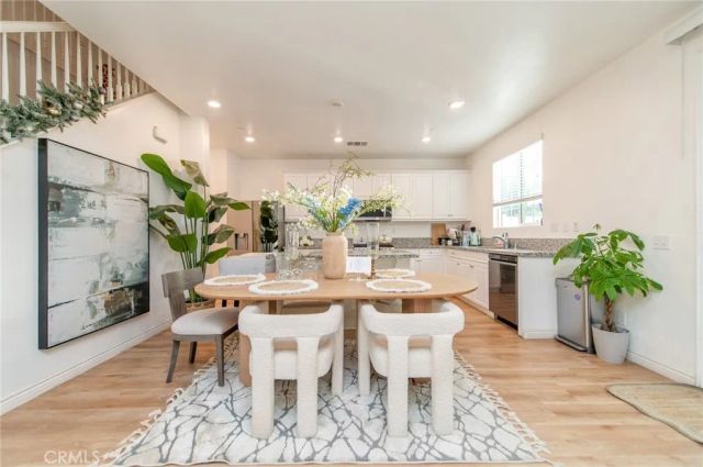 6043 Rosewood Way, Eastvale, CA 92880