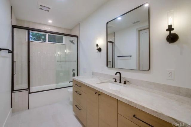 5380 Los Robles Drive, Carlsbad, CA 92008