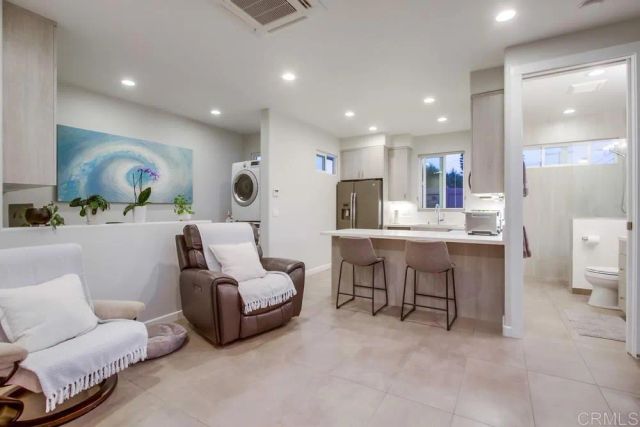 5380 Los Robles Drive, Carlsbad, CA 92008