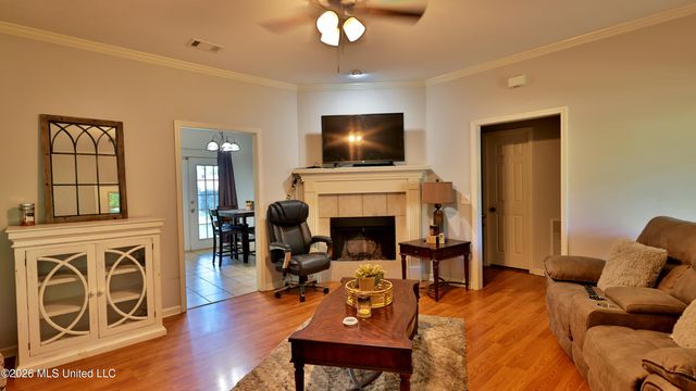 246 Cherry Bark Drive, Brandon, MS 39047