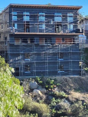 9626 Indian Creek Way, Escondido, CA 92026