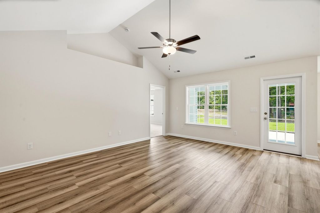 155 Moury Dr, Georgetown, SC 29440 — photo 2