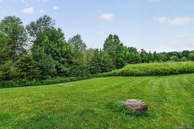 20 Mountainside Drive, Chester, NY 10918