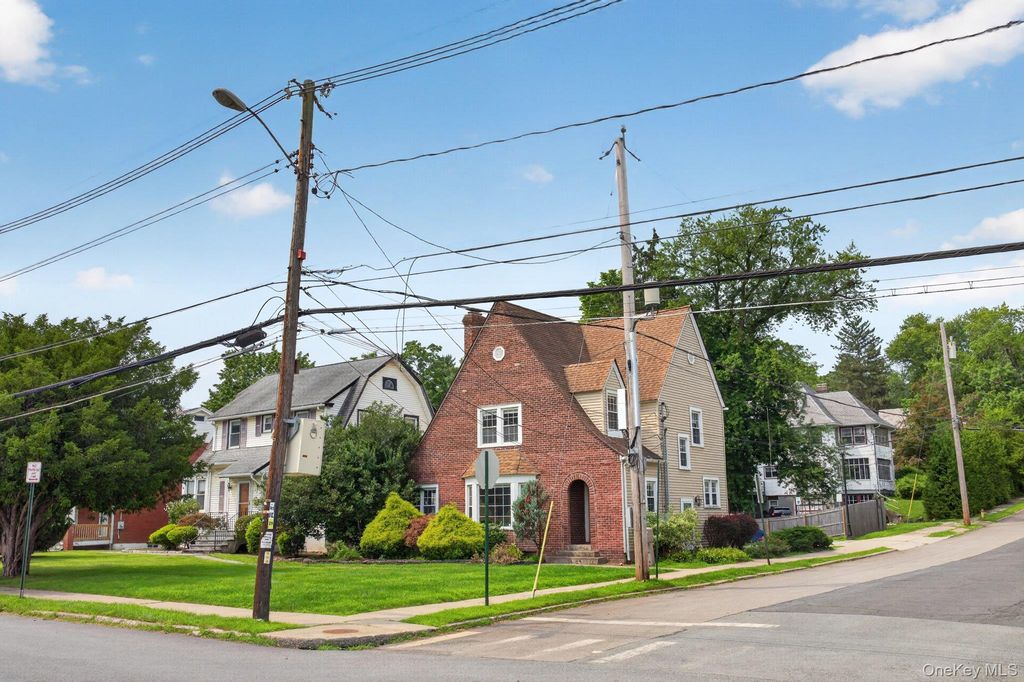 337 Powell Avenue, Newburgh, NY 12550 — photo 2