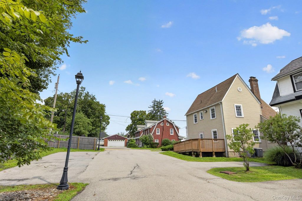 337 Powell Avenue, Newburgh, NY 12550 — photo 5