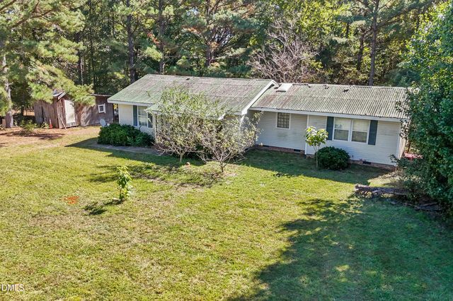 9642 Nc 42, Holly Springs, NC 27540