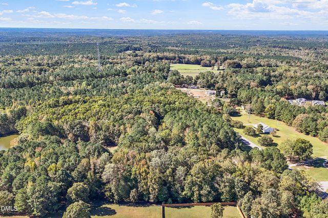 9642 Nc 42, Holly Springs, NC 27540