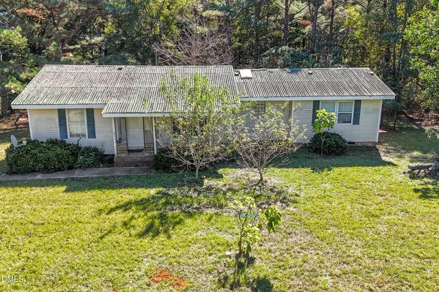 9642 Nc 42, Holly Springs, NC 27540