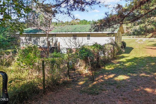 9642 Nc 42, Holly Springs, NC 27540