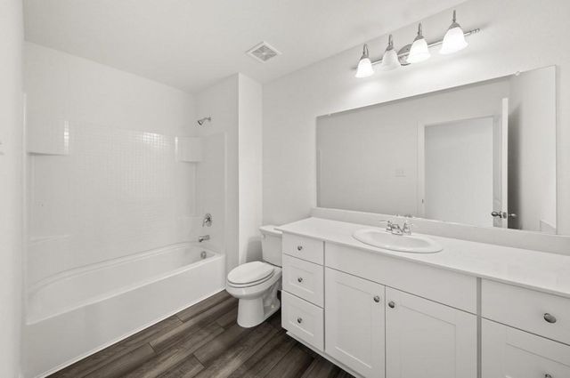 1832 Sandlin Drive, Forney, TX 75126