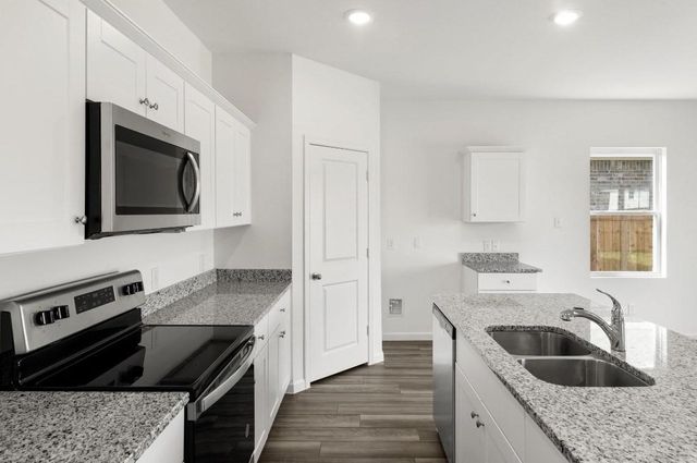 1832 Sandlin Drive, Forney, TX 75126