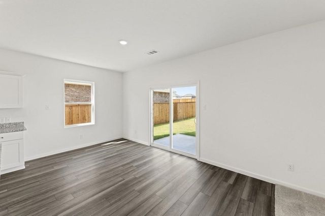 1832 Sandlin Drive, Forney, TX 75126