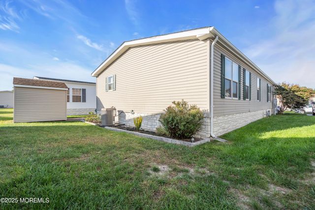 1404 Forest Way, Whiting, NJ 08759