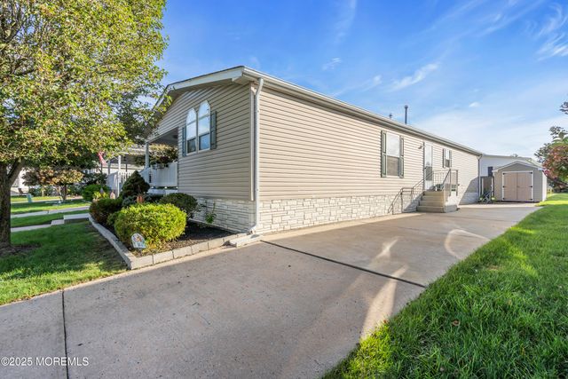 1404 Forest Way, Whiting, NJ 08759