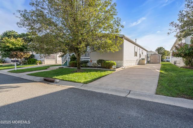 1404 Forest Way, Whiting, NJ 08759