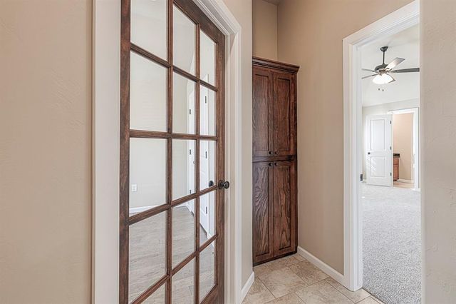 2029 W Flintlock Way, Mustang, OK 73064