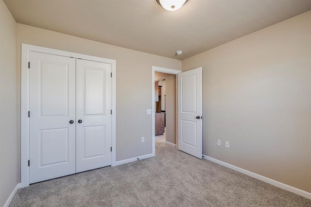 2029 W Flintlock Way, Mustang, OK 73064