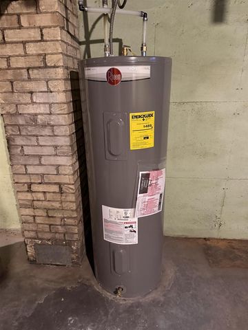 724 S HAMLIN STREET, Shawano, WI 54166