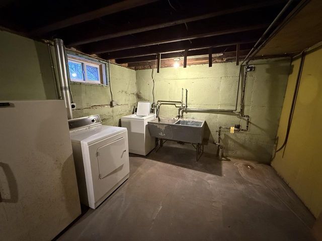 724 S HAMLIN STREET, Shawano, WI 54166