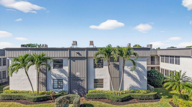450 Piedmont J 450, Delray Beach, FL 33484