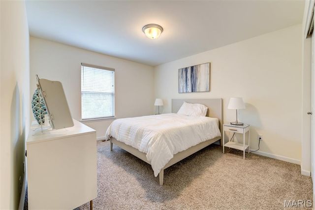 732 Fox Creek Drive, Fenton, MO 63026