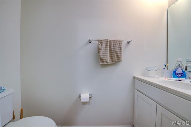 732 Fox Creek Drive, Fenton, MO 63026