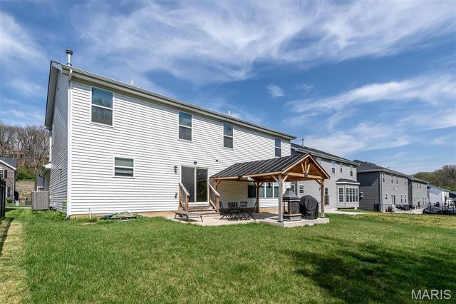 732 Fox Creek Drive, Fenton, MO 63026