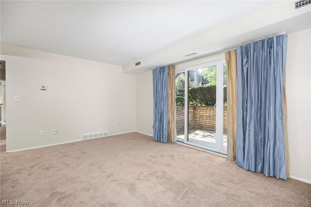 16400 Heather Lane F101, Middleburg Heights, OH 44130