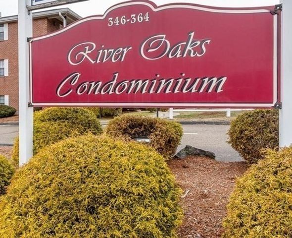 364 Neponset St G, Canton, MA 02021