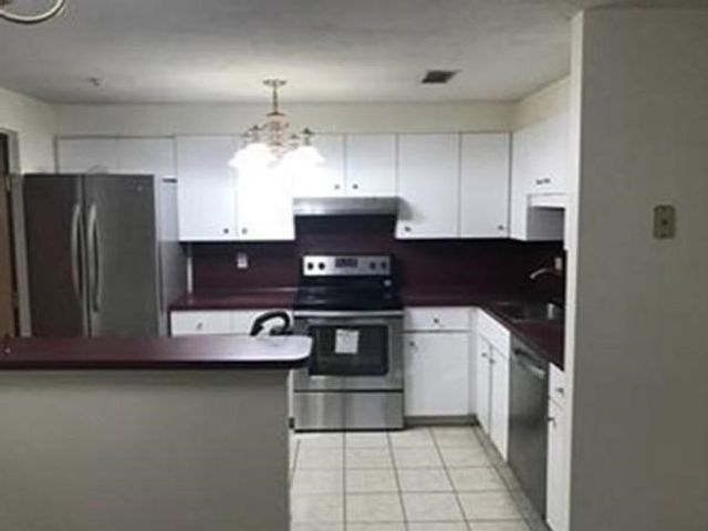 364 Neponset St G, Canton, MA 02021