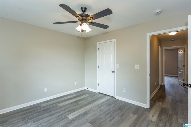 521 WATERFORD LAKE CIRCLE, Calera, AL 35040