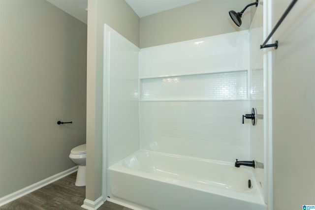 521 WATERFORD LAKE CIRCLE, Calera, AL 35040