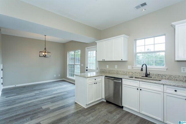 521 WATERFORD LAKE CIRCLE, Calera, AL 35040