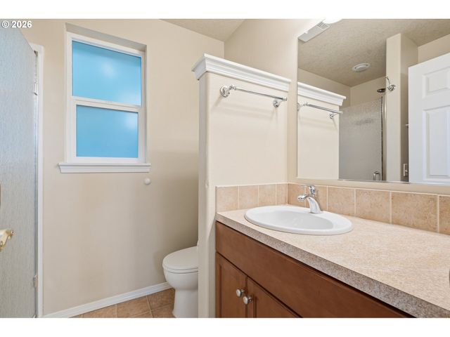 16662 Nw PADDINGTON Dr, Beaverton, OR 97006