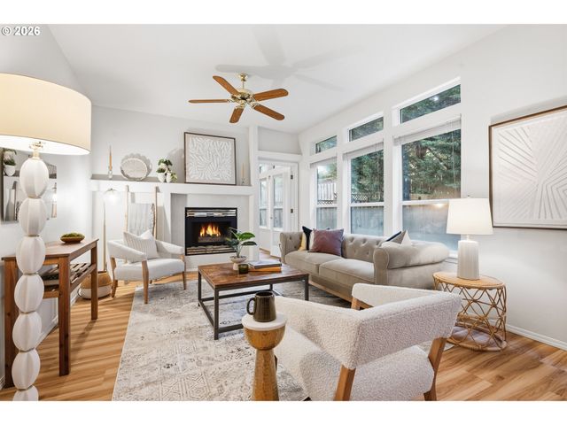 16662 Nw PADDINGTON Dr, Beaverton, OR 97006