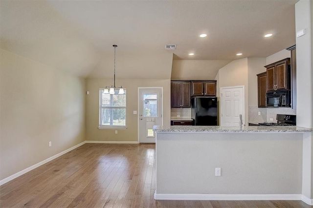 2005 Alyssas DR, Manchaca, TX 78652