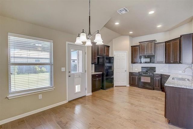 2005 Alyssas DR, Manchaca, TX 78652