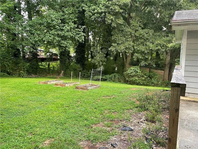 660 Monticello Drive SW, Mableton, GA 30126