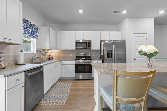 4115 Quincy Adams Lane, North Charleston, SC 29418