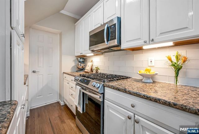 27 Mountain Avenue, Wanaque, NJ 07465