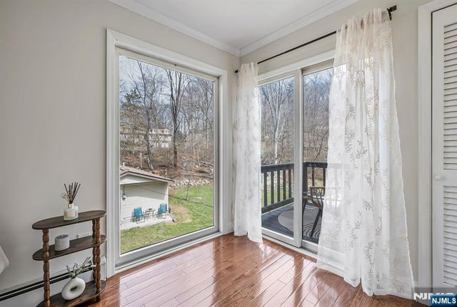 27 Mountain Avenue, Wanaque, NJ 07465