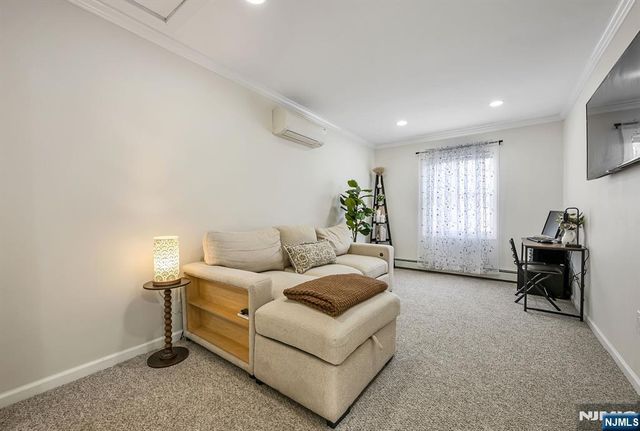 27 Mountain Avenue, Wanaque, NJ 07465