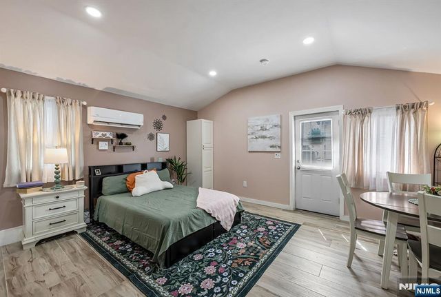 27 Mountain Avenue, Wanaque, NJ 07465