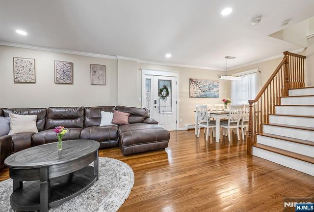 27 Mountain Avenue, Wanaque, NJ 07465