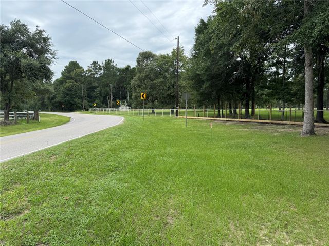 27780 Riley Road, Waller, TX 77484