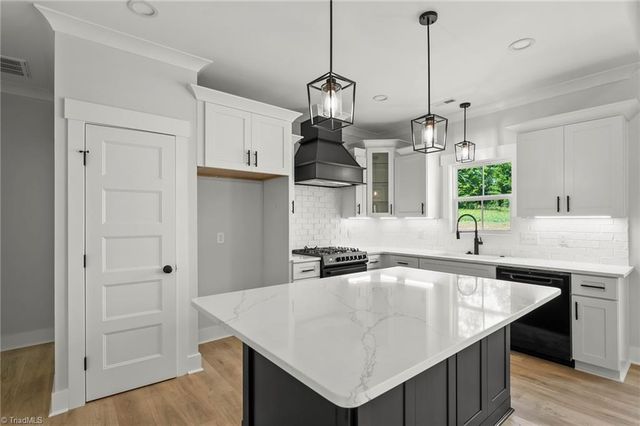 150 Channy Lane, Lexington, NC 27295