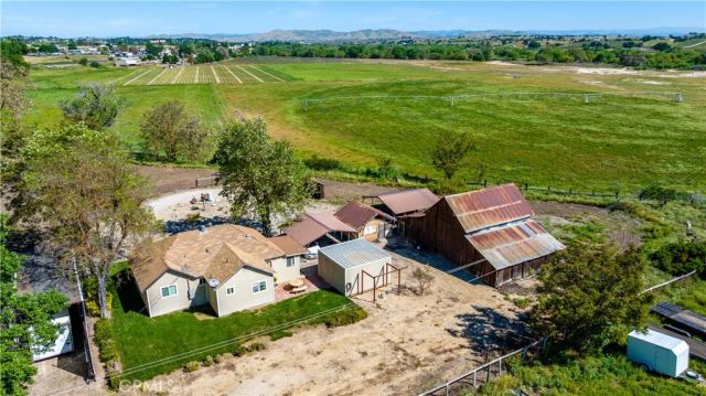 5390 Monterey Road, Paso Robles, CA 93446