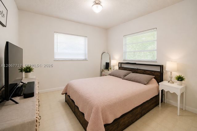 2347 SW 2nd St, Miami, FL 33135